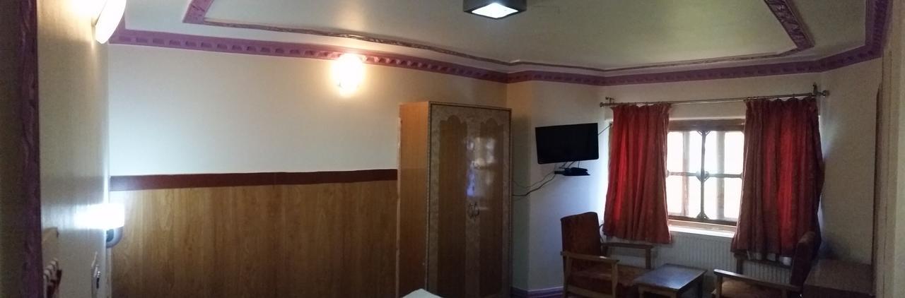Hotel Gulmarg Inn 외부 사진
