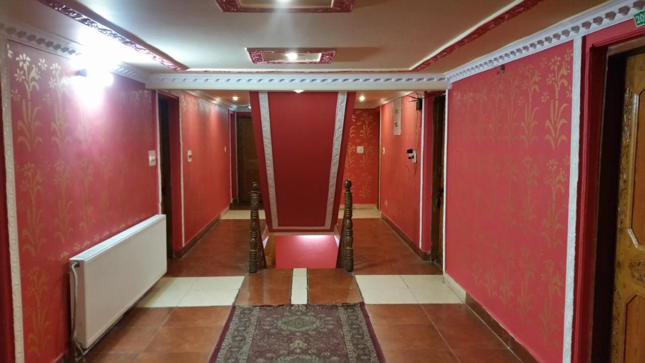 Hotel Gulmarg Inn 외부 사진